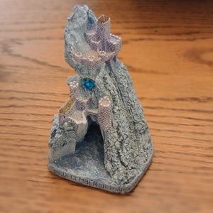 1990 Enchanted Kingdoms December Decor 4x3 inches